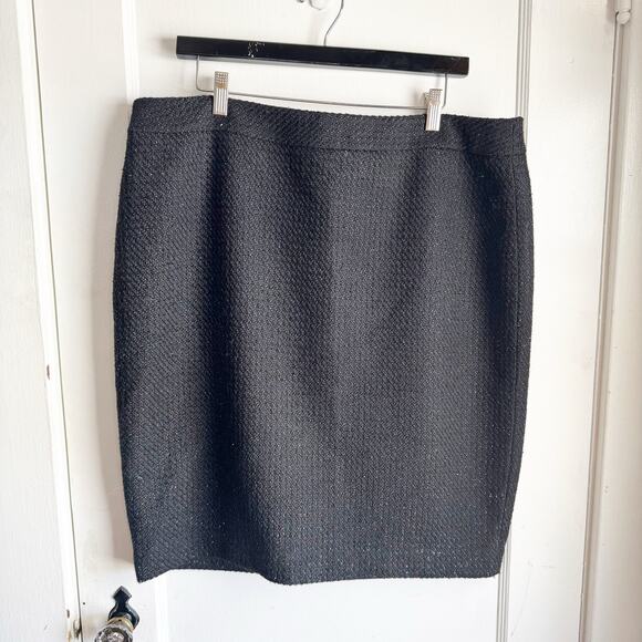 LOFT Curvy Black Tweed Metallic Silver Shimmer Pencil Skirt NWT Size 18 Career - Picture 1 of 10